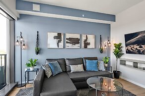 High-rise Apt Raleigh Free Parking Sunset View 2