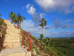 Daphne's Lagoon Lodge