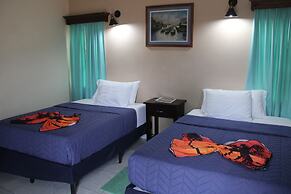 Daphne's Lagoon Lodge