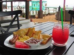 Daphne's Lagoon Lodge