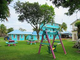 Daphne's Lagoon Lodge