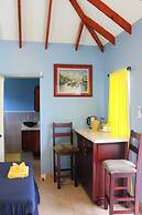 Daphne's Lagoon Lodge