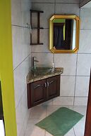 Daphne's Lagoon Lodge