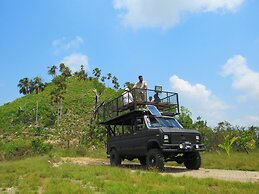 Daphne's Lagoon Lodge