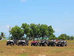 Daphne's Lagoon Lodge