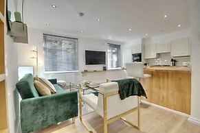 Modern Luxury Cozy Apartment