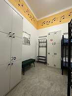 Hostel Opera
