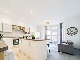 Central Southsea Guest House