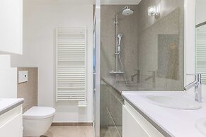 Newly Renovated Loft Bastille