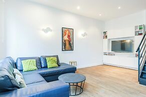 Newly Renovated Loft Bastille