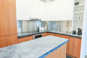 Newly Renovated Loft Bastille