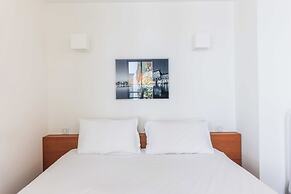 Newly Renovated Loft Bastille