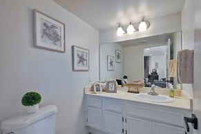 Cali Life 4 BDR w/ Pool!