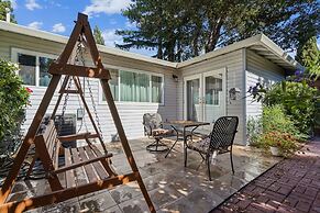 Spacious Mountain View Duplex In Prime Location 3 Bedroom Duplex