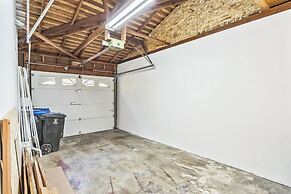 Spacious Mountain View Duplex In Prime Location 3 Bedroom Duplex