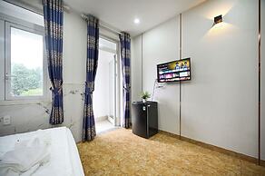 Yoyo Airport Saigon Hotel