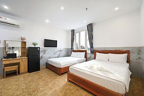 Yoyo Airport Saigon Hotel