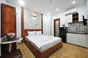 Yoyo Airport Saigon Hotel