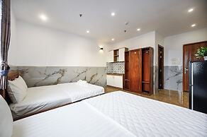 Yoyo Airport Saigon Hotel