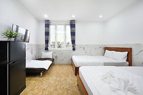 Yoyo Airport Saigon Hotel