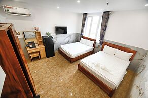 Yoyo Airport Saigon Hotel