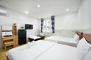 Yoyo Airport Saigon Hotel