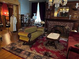 Haslett House