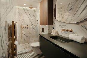 Leon Hotel-pigalle/suite-54