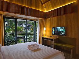 Villa 4-BR Klub Bunga No. 4 Batu Malang