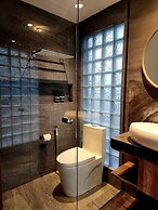 Villa 4-BR Klub Bunga No. 4 Batu Malang