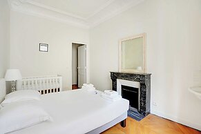Splendid Spacious Apartment - Trocadero
