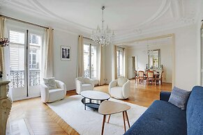 Splendid Spacious Apartment - Trocadero