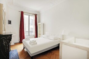Splendid Spacious Apartment - Trocadero