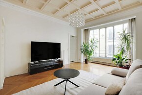 Splendid Spacious Apartment - Trocadero