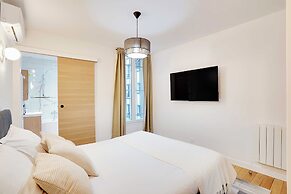 Charming Refuge Near the Sacre Coeur