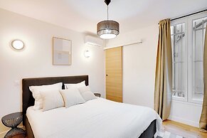 Charming Refuge Near the Sacre Coeur