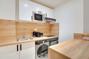 Charming Refuge Near the Sacre Coeur