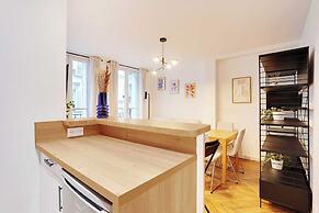 Charming Refuge Near the Sacre Coeur