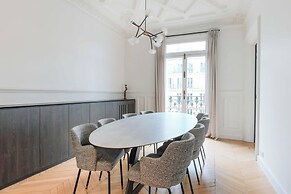 Elegant Apartment - 2br/4p - Arc de Triomphe