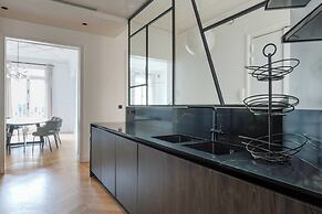 Elegant Apartment - 2br/4p - Arc de Triomphe