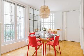 Apartment 1 BDR /4P 16th Near Trocadaro