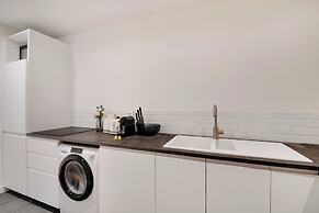 Spacious Apartment - 3br/8p - Place de la Nation