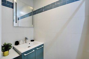 Spacious Apartment - 3br/8p - Place de la Nation