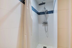 Spacious Apartment - 3br/8p - Place de la Nation