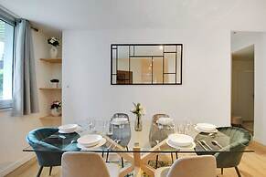 Spacious Apartment - 3br/8p - Place de la Nation