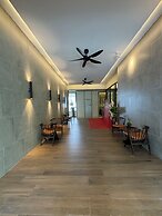 Agile Premium Service Suite KL