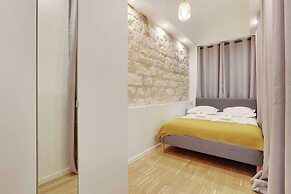 Spacious Apartment - 4br/10p Near Montmartre