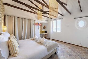 Sumptuous Provencal Villa - Grimaud Hills - 12br/24p