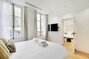 Luxury Apartment 1br/4p - Opera