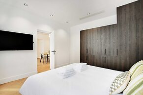 Luxury Apartment 1br/4p - Opera